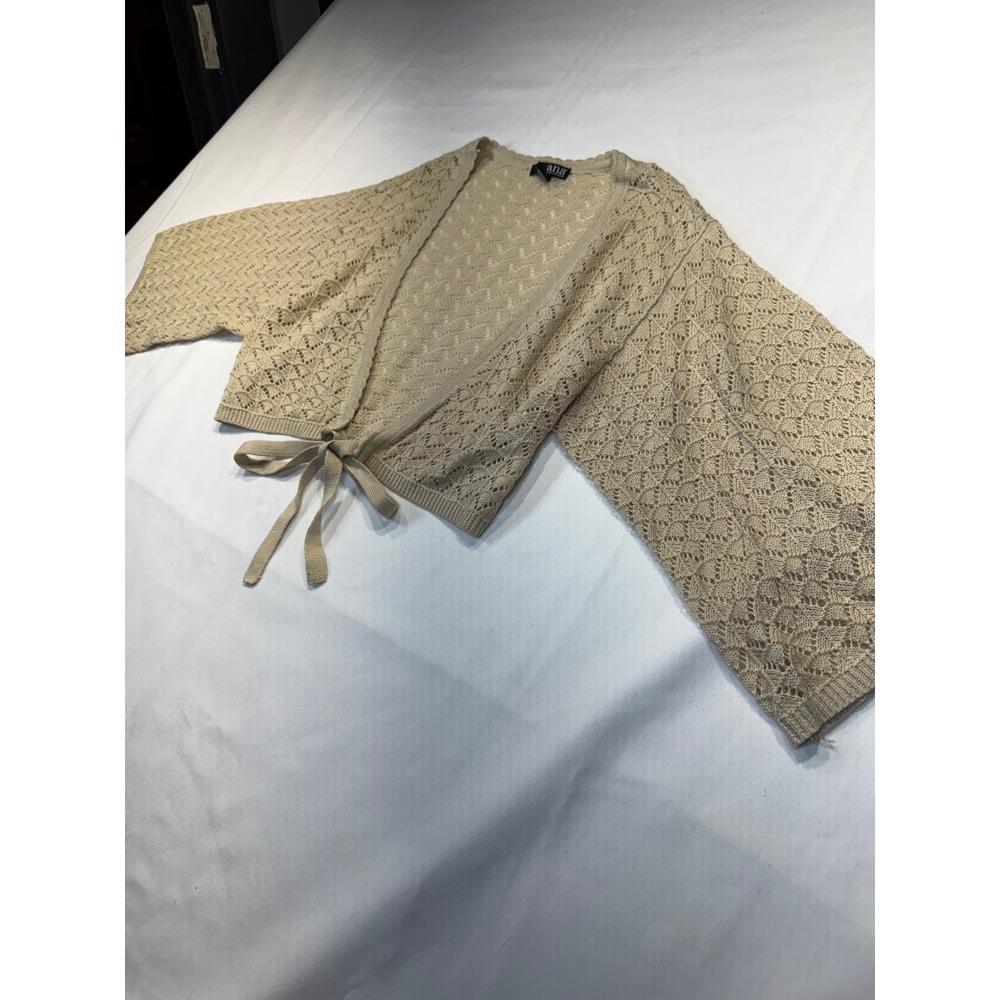 Boho Hippie Tan Crochet Knit Tie Front Cropped Cardigan Shrug Medium bolero fair